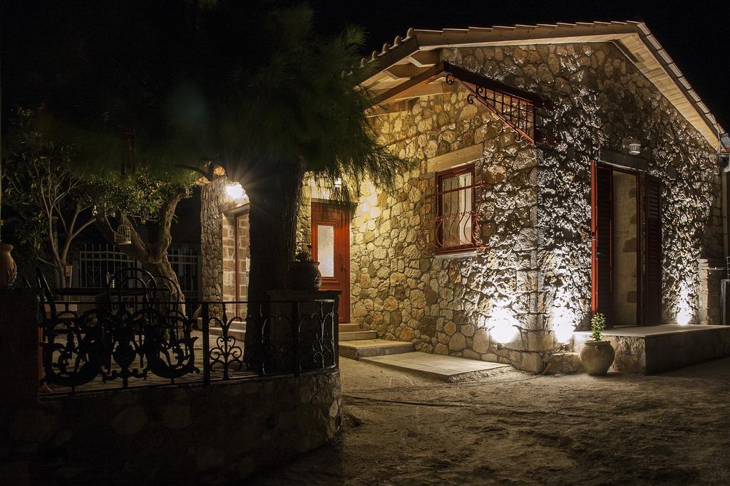 Casa Petra - Stone Cottage Farmhouses Argassi Dış mekan fotoğraf